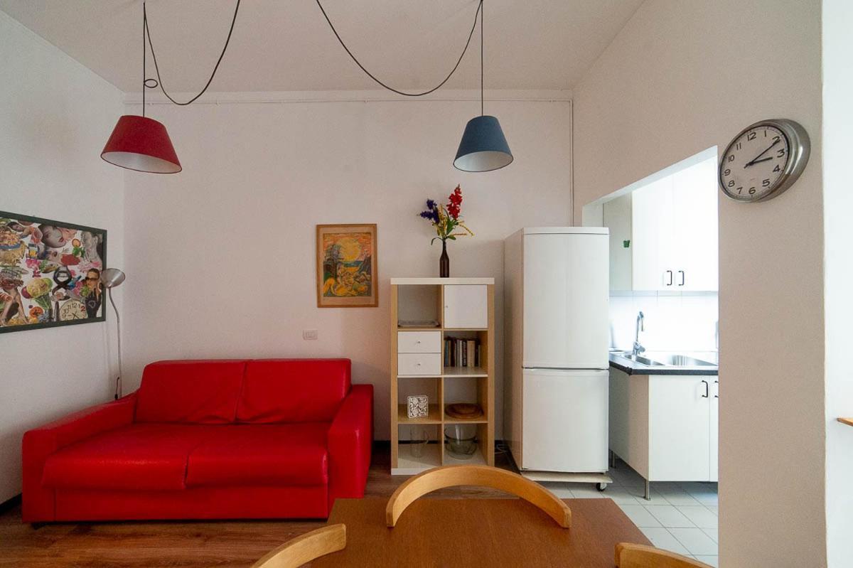 Hbhall Residenze Darsena Milan Bagian luar foto