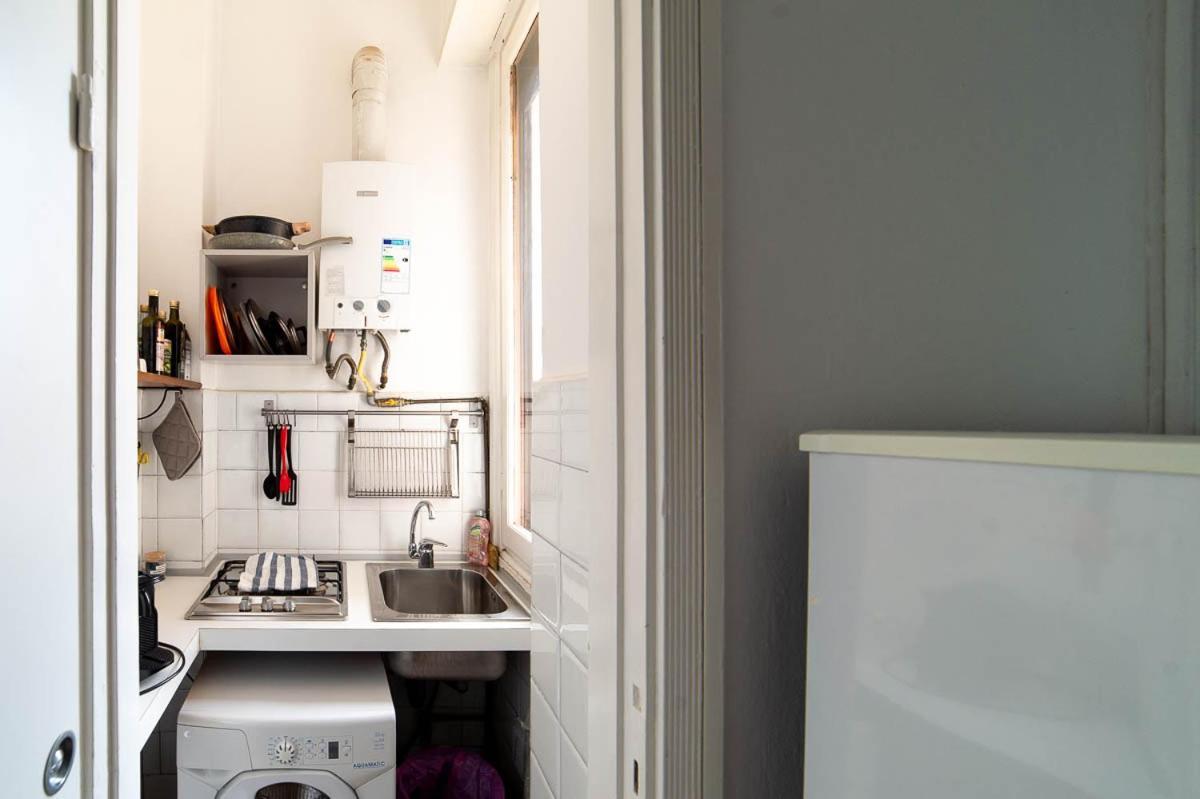 Hbhall Residenze Darsena Milan Bagian luar foto