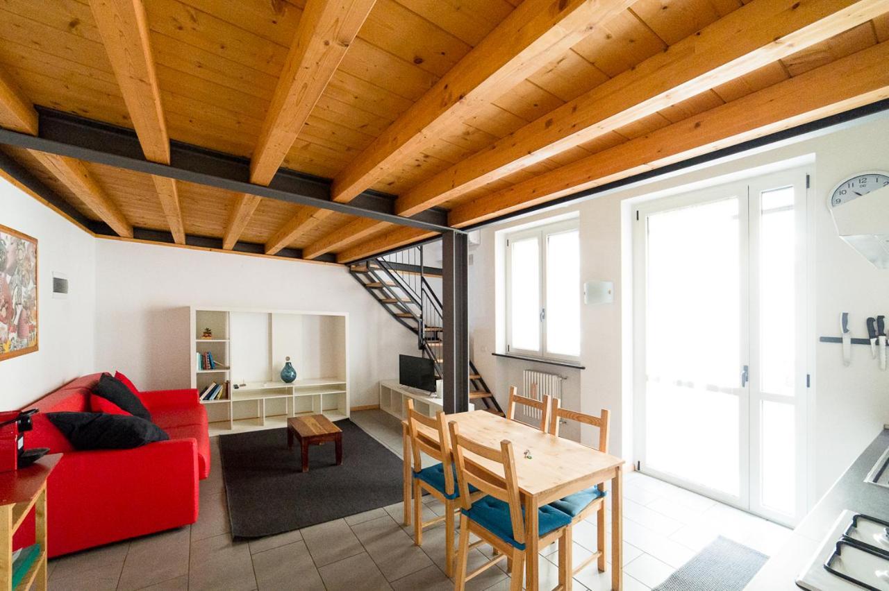 Hbhall Residenze Darsena Milan Bagian luar foto