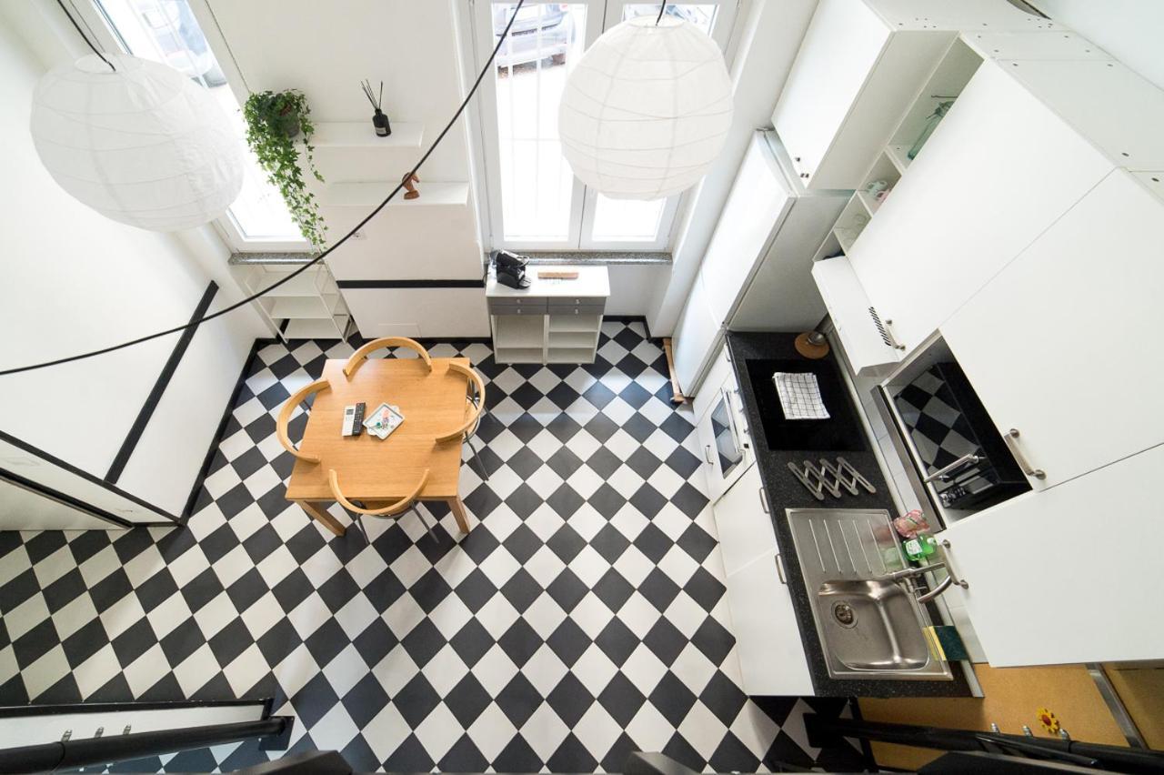 Hbhall Residenze Darsena Milan Bagian luar foto