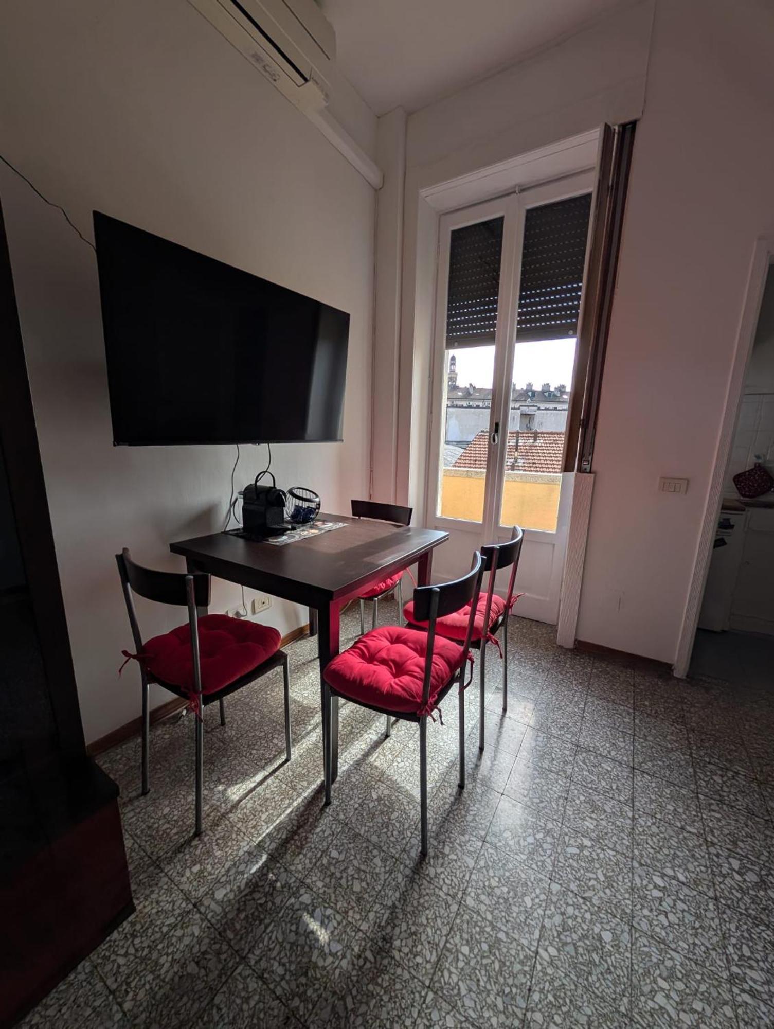 Hbhall Residenze Darsena Milan Bagian luar foto